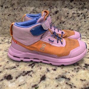 On Running Cloudhero Mid Waterproof Hiking Shoes Orange/Lavender 1 Kids